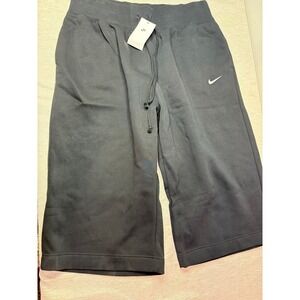 NWT standard fit high rise, crop length Nike sweatpants size 2X